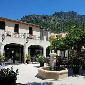 Restaurant Du Parc En Bord De Riviere 3*, Fontaine-de-Vaucluse Francia