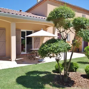 La Lilas Des Fargues Bed and breakfast